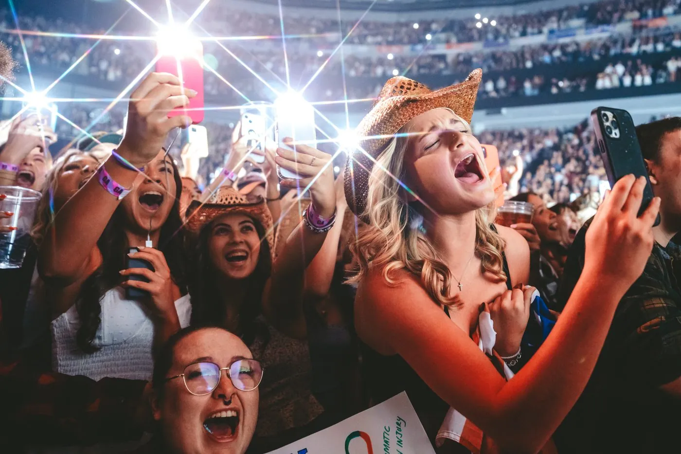 Arena event photography in New York, true-to-color live coverage